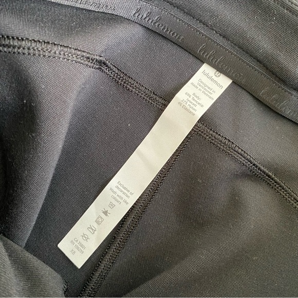 LULULEMON BLACK PANTS - Picture 11 of 12